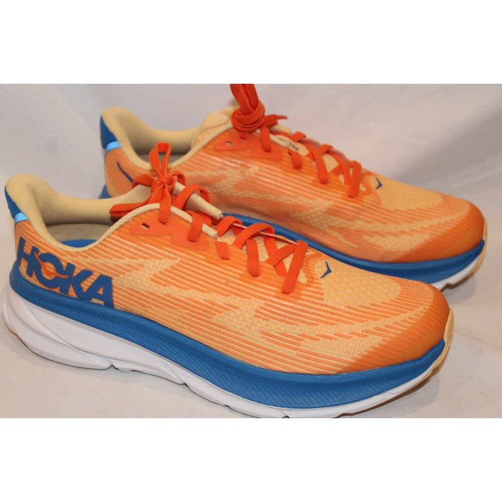 Hoka Clifton 9 Youth 5 Women's 6.5 Athletic Running Sneakers VIBRANT ORANGE NWOB